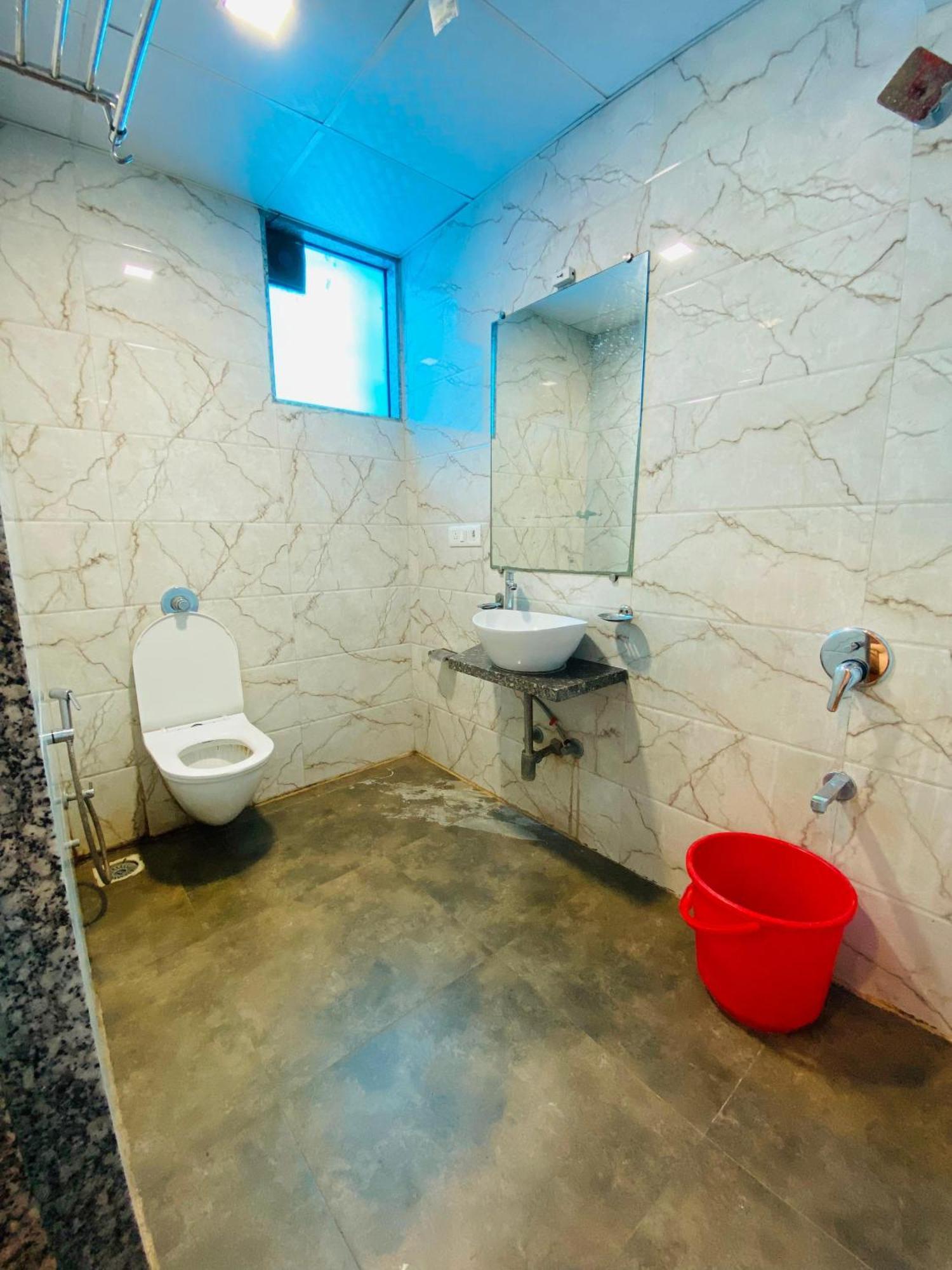 Hotel Arton Regency Near Terminal 2 Airport Βομβάη Εξωτερικό φωτογραφία