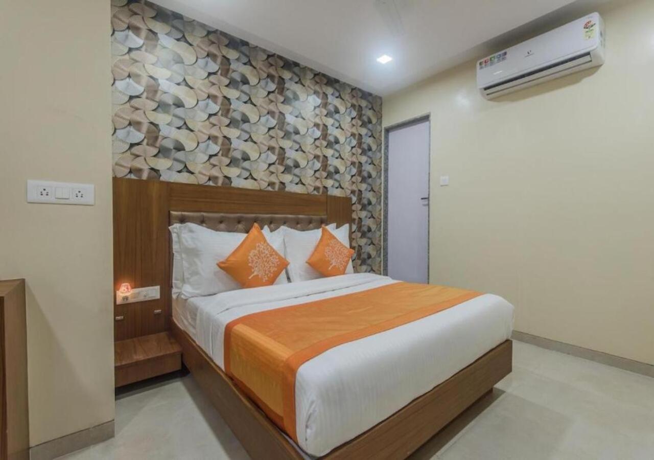 Hotel Arton Regency Near Terminal 2 Airport Βομβάη Εξωτερικό φωτογραφία