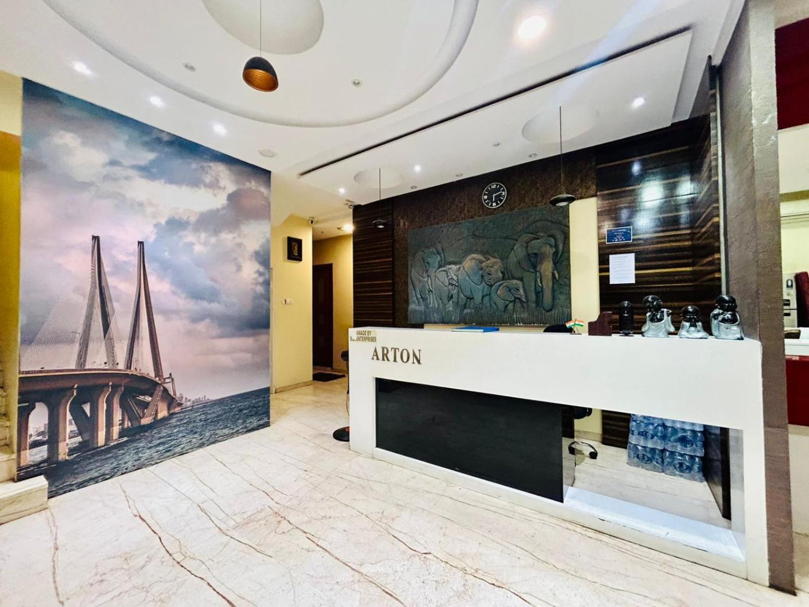 Hotel Arton Regency Near Terminal 2 Airport Βομβάη Εξωτερικό φωτογραφία